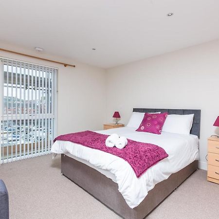Marina View Apartment Суонси Экстерьер фото